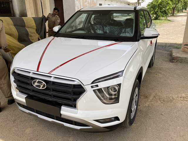 Image 1 of Creta by Yash Kumar