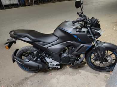 Image 1 of FZS FI V4 by Ayesha parvin