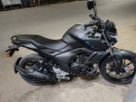 Image 1 of FZS FI V4 by Ayesha parvin