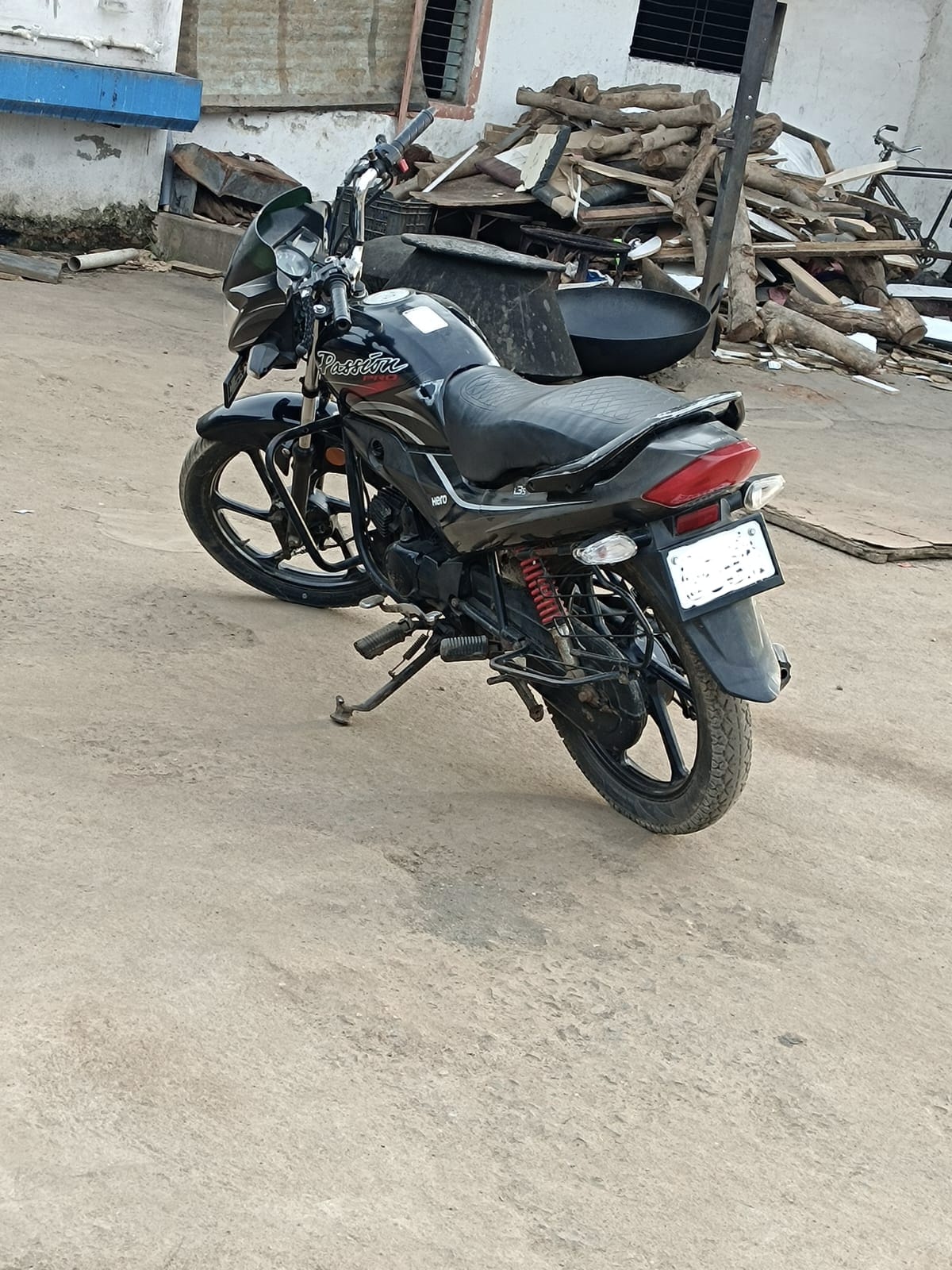 Review image 8 by Arsalan Hashir Review image 8 by Arsalan Hashir