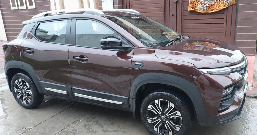 Review image 1 by Rajan Kakkar Review image 1 by Rajan Kakkar