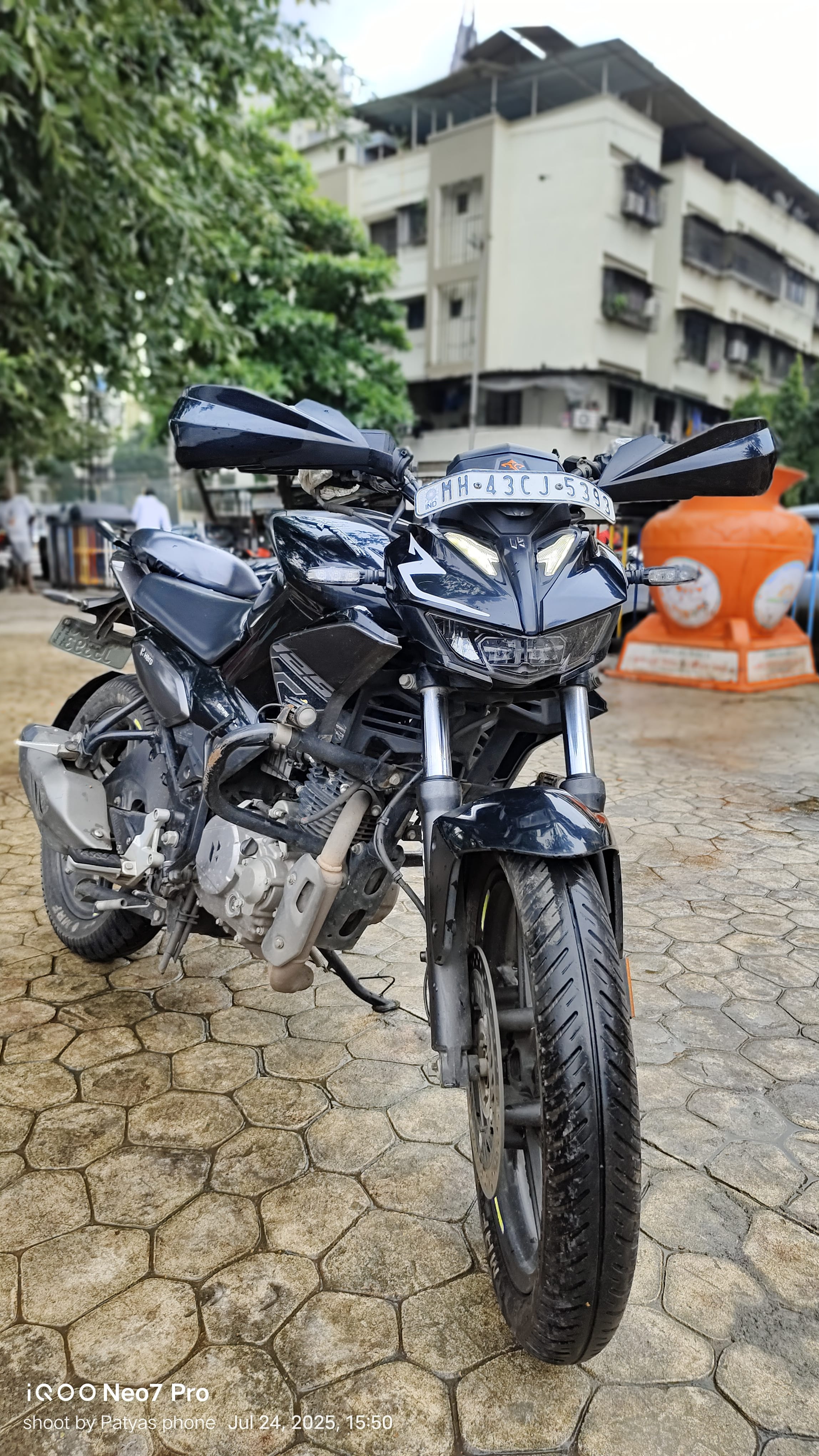 Review image 6 by Pratik Bomble Review image 6 by Pratik Bomble