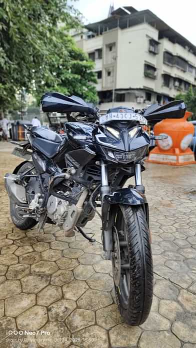 Image 2 of Xtreme 125R by Pratik Bomble