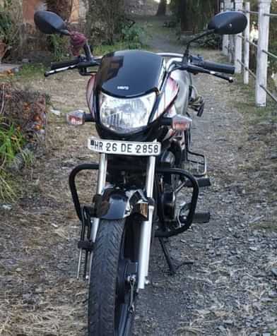 Image 1 of Hf Deluxe I3S 2017-20 by Charan Kuruva Image 1 of Hf Deluxe I3S 2017-20 by Charan Kuruva