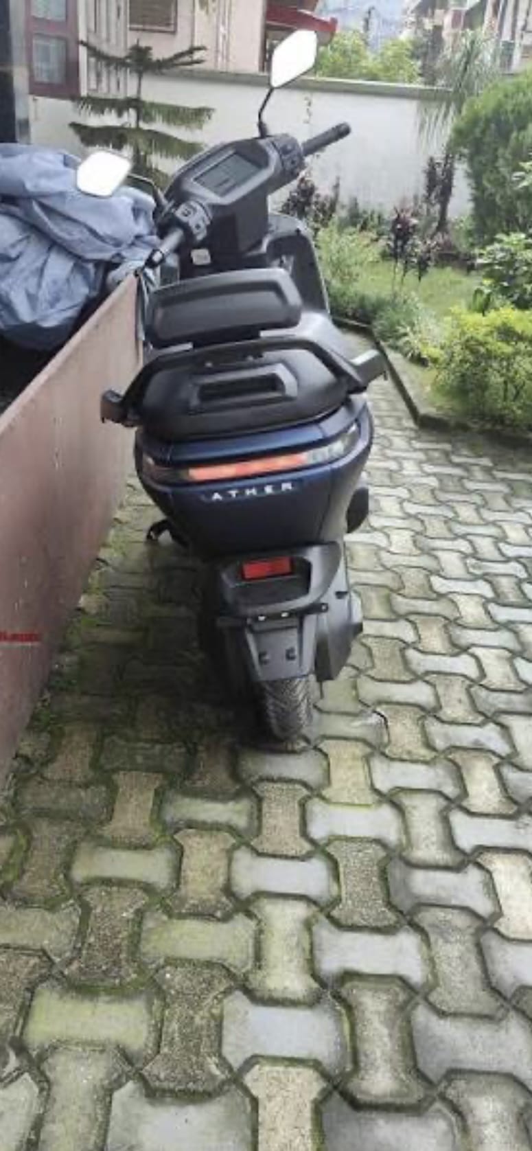 Review image 1 by Raaz 