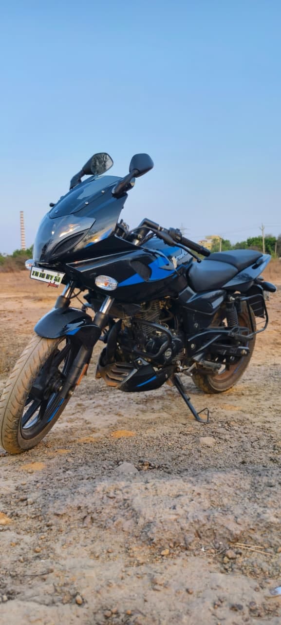 Review image 1 by Dinesh Review image 1 by Dinesh