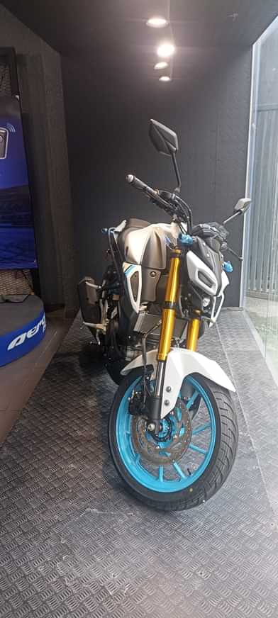 Image 1 of MT 15 V2 by Sparshrana 