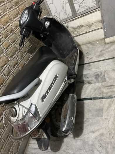 Image 3 of Access 125 by Mohd Ashraf