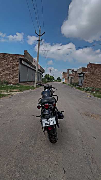 Image 2 of Hunter 350 by Jatin 