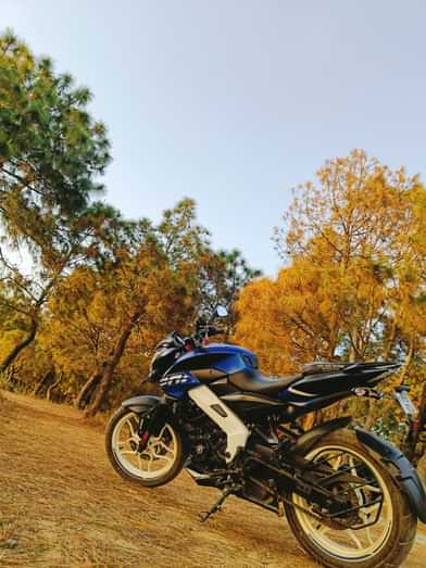 Image 2 of Pulsar NS200 by Abhishek Sharma Image 2 of Pulsar NS200 by Abhishek Sharma