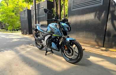 Image 2 of Pulsar N160 by Mustafizur Rahman