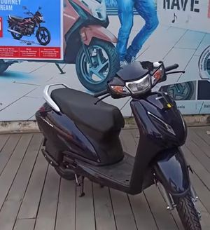 Review image 2 by Om 