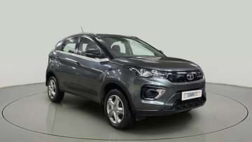 2022 Tata Nexon XMA PETROL