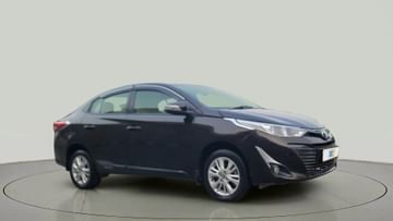 2018 Toyota Yaris  2021-2021 V CVT