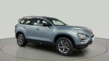 2022 Tata Safari XT PLUS