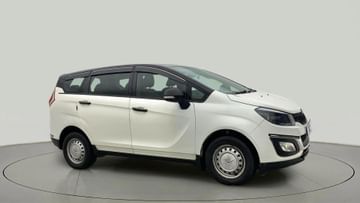 2023 Mahindra Marazzo M2 8 STR