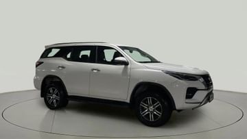 2022 Toyota Fortuner 4X2 MT 2.7 PETROL