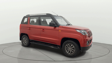 2017 Mahindra TUV300 T10 DUAL TONE 2017 Mahindra TUV300 T10 DUAL TONE