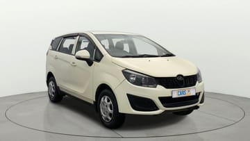 2019 Mahindra Marazzo M4 8 STR