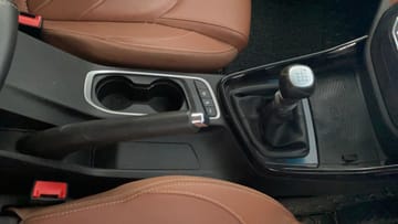 2021 MG Hector Plus SHARP 2.0 DIESEL TURBO MT 6-STR 2021 MG Hector Plus SHARP 2.0 DIESEL TURBO MT 6-STR