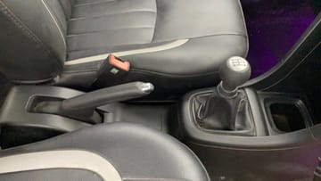 2013 Maruti Suzuki Swift ZXI 2013 Maruti Suzuki Swift ZXI