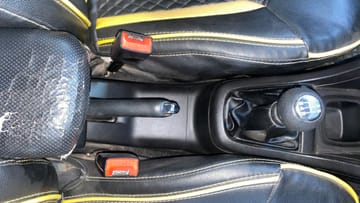 2015 Maruti Suzuki Swift VXI 2015 Maruti Suzuki Swift VXI