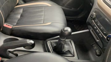 2015 Hyundai Elite i20 2014-2017 SPORTZ 1.2 2015 Hyundai Elite i20 2014-2017 SPORTZ 1.2