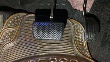 2016 Toyota Corolla Altis 2010-2020 G CVT PETROL 2016 Toyota Corolla Altis 2010-2020 G CVT PETROL