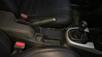 2021 Honda WR-V 2020-2023 1.5L I-DTEC VX MT 2021 Honda WR-V 2020-2023 1.5L I-DTEC VX MT