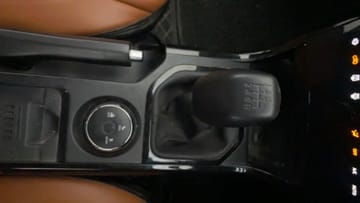 2023 Tata Nexon FEARLESS 1.2 REVOTRON 6 MT DT