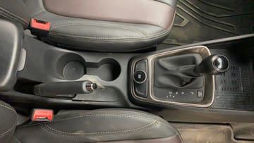 2024 Hyundai Venue 2022-2025 SX(O) 1.0 Turbo DCT Knight Edition