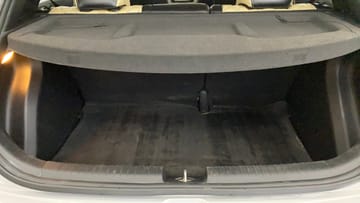 2016 Hyundai Elite i20 2014-2017 ASTA 1.2 (O) 2016 Hyundai Elite i20 2014-2017 ASTA 1.2 (O)