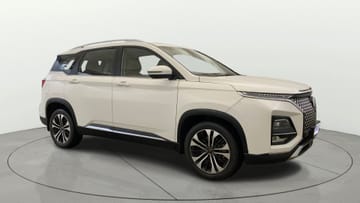 2023 MG Hector Plus 2023-2025 Sharp Pro 1.5 Turbo Petrol CVT 6 STR