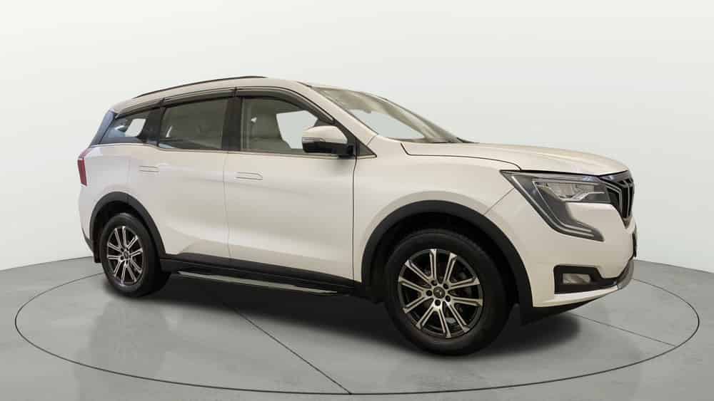 2023 Mahindra XUV700 AX7 Petrol MT 7 STR