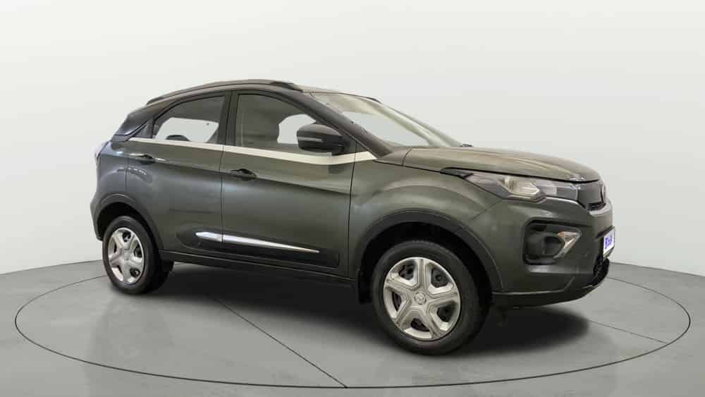2022 Tata Nexon XM SUNROOF PETROL