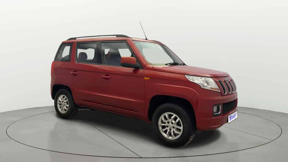 2017 Mahindra TUV300 T8