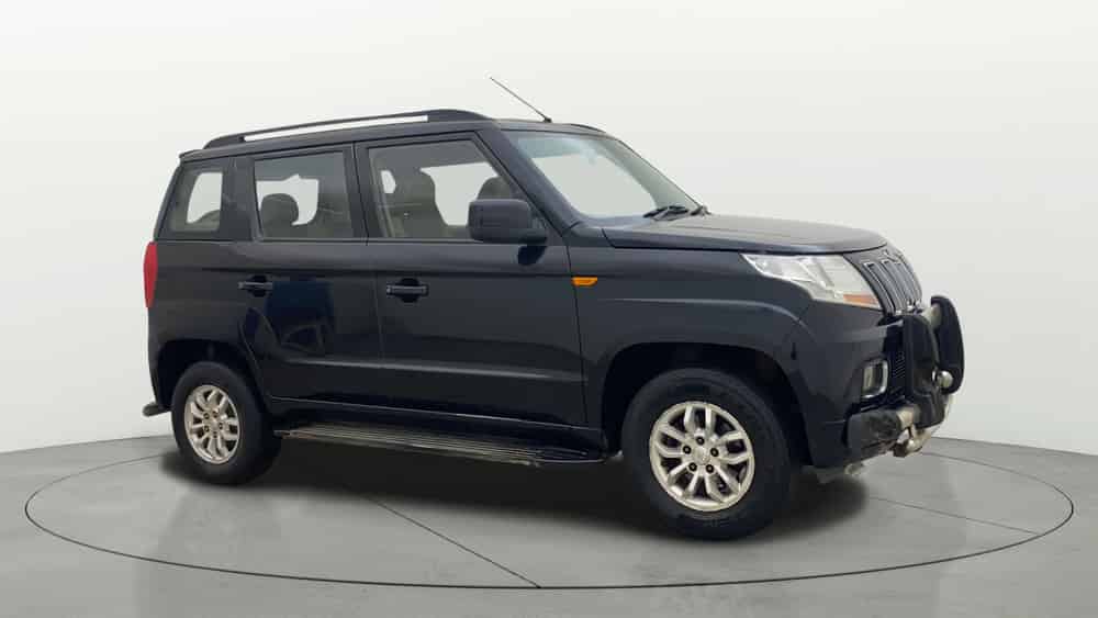 2016 Mahindra TUV300 T8