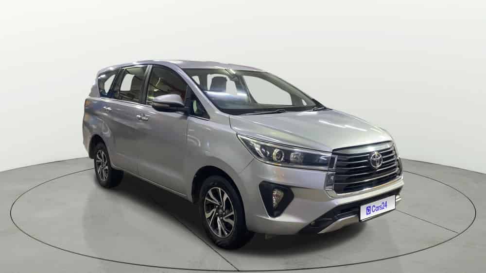 2021 Toyota Innova Crysta 2020-2023 2.4 VX 8 STR