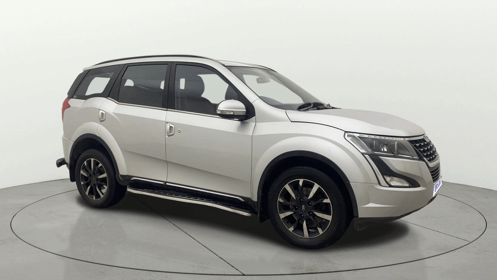 2018 Mahindra XUV500 2020-2021 W11