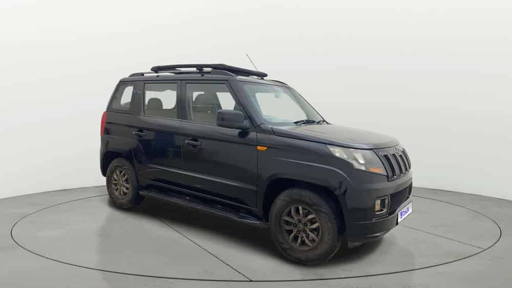 2018 Mahindra TUV300 T10