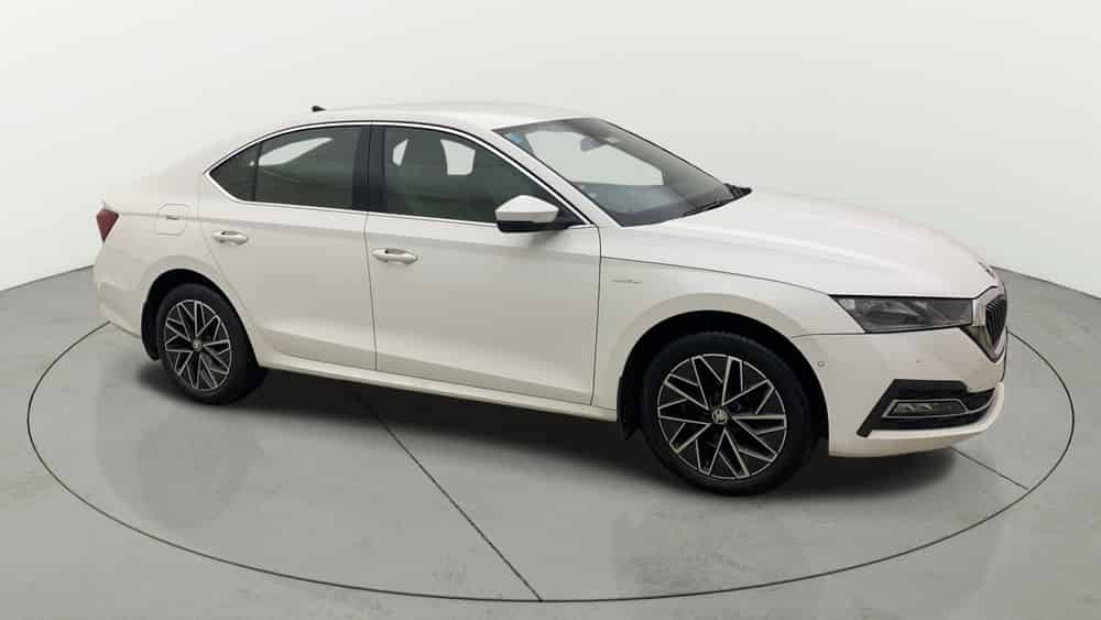 2021 Skoda Octavia 2021-2023 L&K 2.0 AT