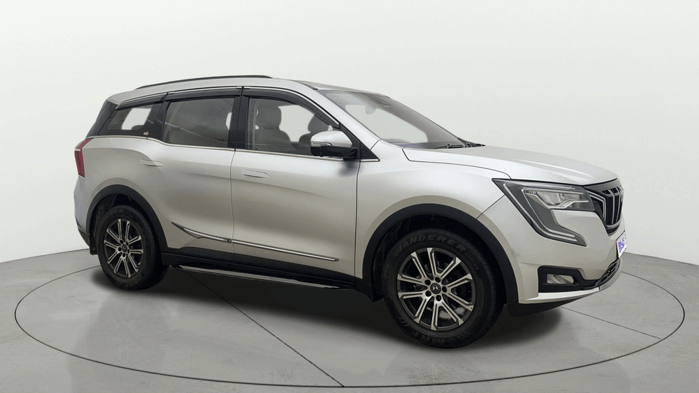 2021 Mahindra XUV700 AX 7 LUXURY P AT 7 STR