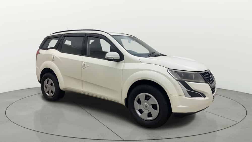 2019 Mahindra XUV500 2020-2021 W5