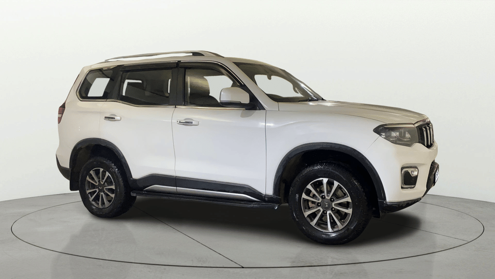 2023 Mahindra Scorpio N Z8 L DIESEL MT 2WD 7 STR