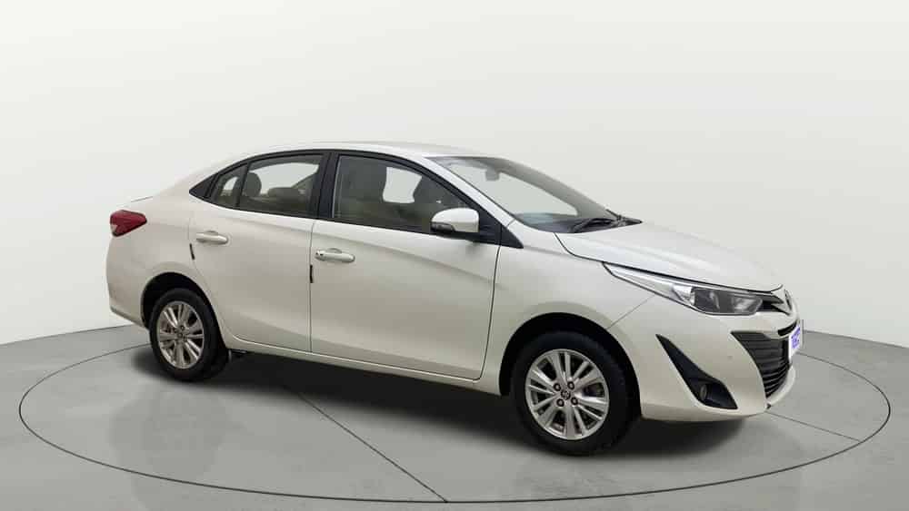 2018 Toyota Yaris  2021-2021 V MT