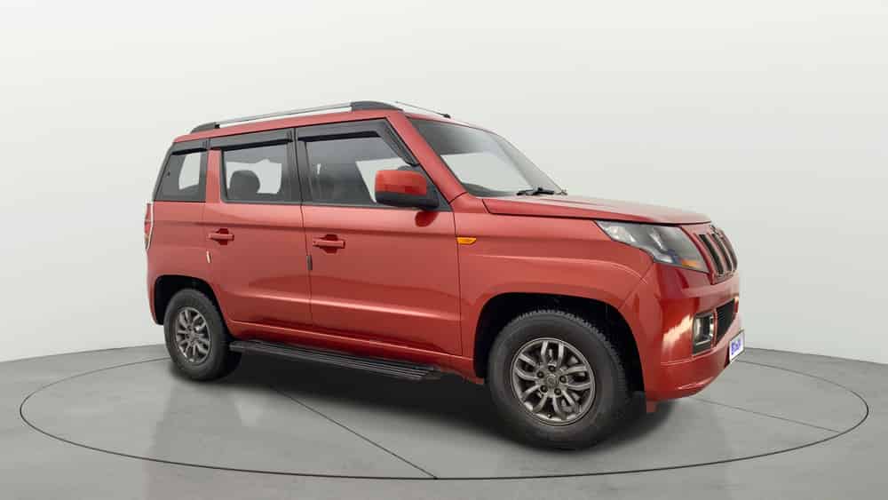 2018 Mahindra TUV300 T10