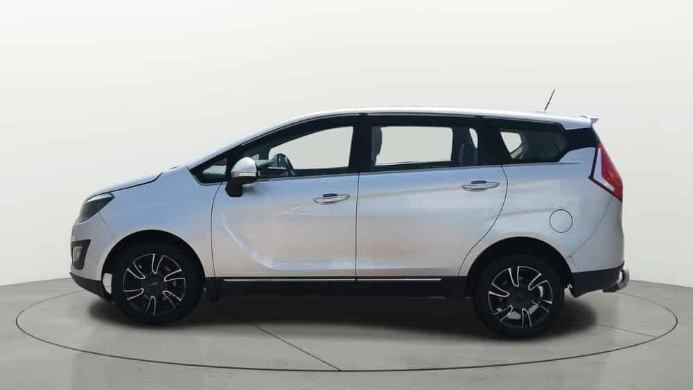 2019 Mahindra Marazzo M8 7 STR