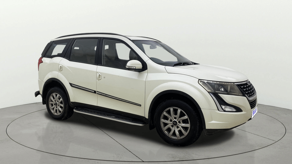 2019 Mahindra XUV500 2020-2021 W9