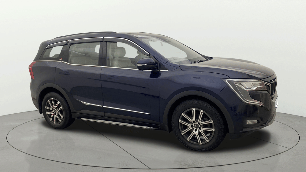 2022 Mahindra XUV700 AX 7 LUXURY D AWD AT 7 STR