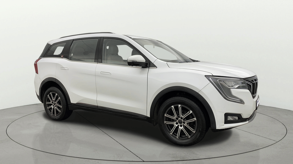 2022 Mahindra XUV700 AX 7 LUXURY D AT 7 STR